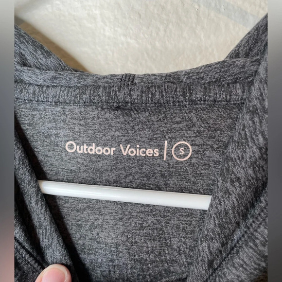 Outdoor Voices Women's Cloudknit Hoodie Size Small In Charcoal Gray - Picture 6 of 9